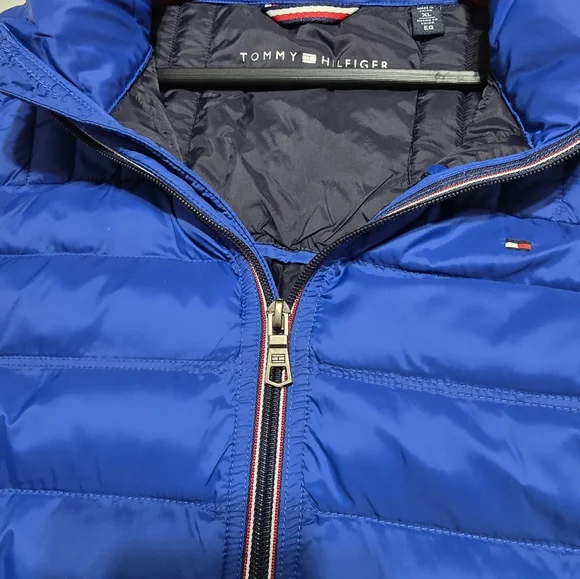 Tommy Hilfiger Mens Vest size XL - Picture 1 of 3